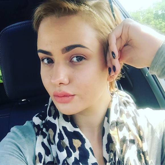 Meet your Posher, Alexa - Picture 1 of 1